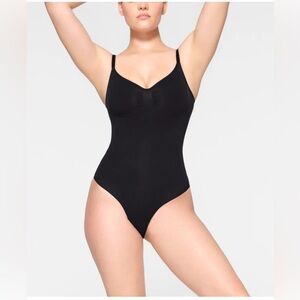 SKIMS Seamless Sculpt Black Brief Bodysuit Onyx Medium Shapewear. New, no tags